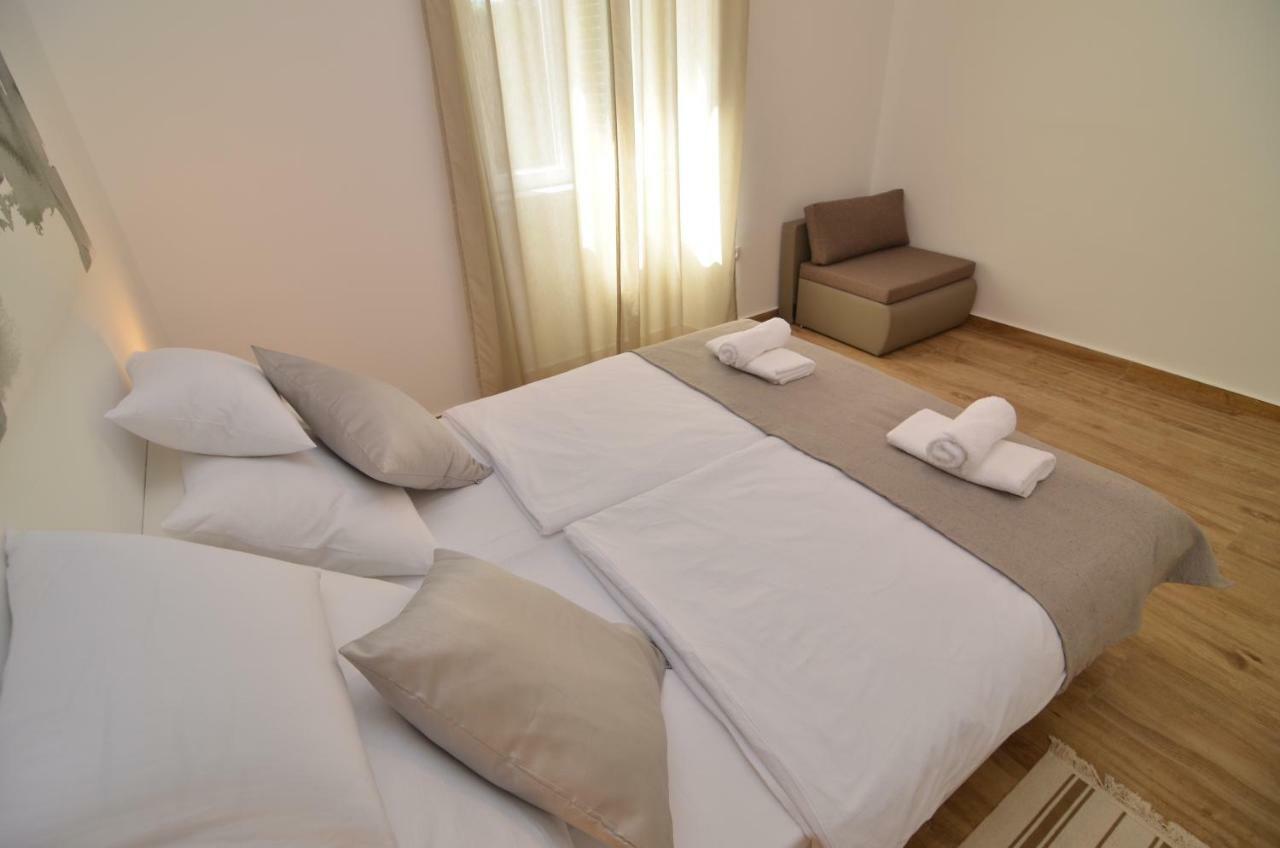 Apartment Zara Sun Екстериор снимка